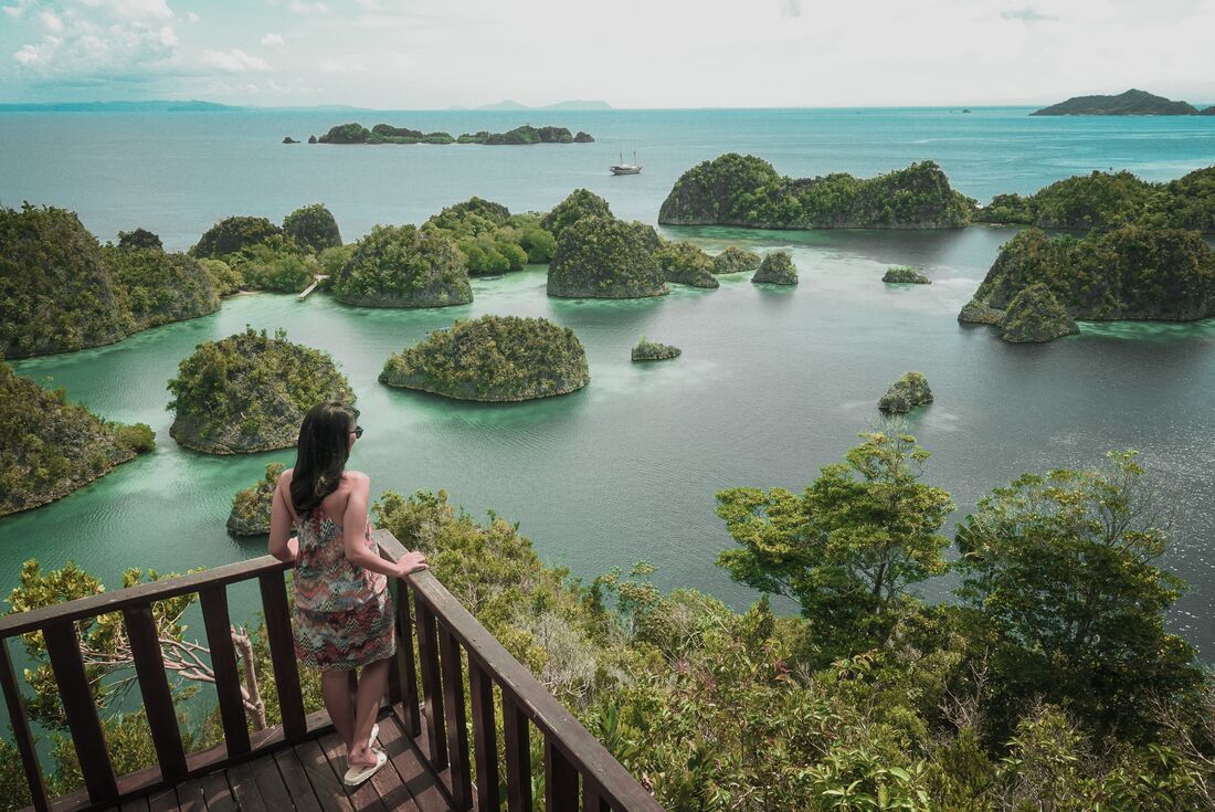 Indonesia Sailing Adventure: Raja Ampat. Indonesia